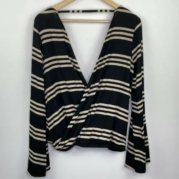 Chaser Womens M Black White Striped Wrap Top Deep‎ V Neck Bell Sleeve Y2K Boho - Image 8