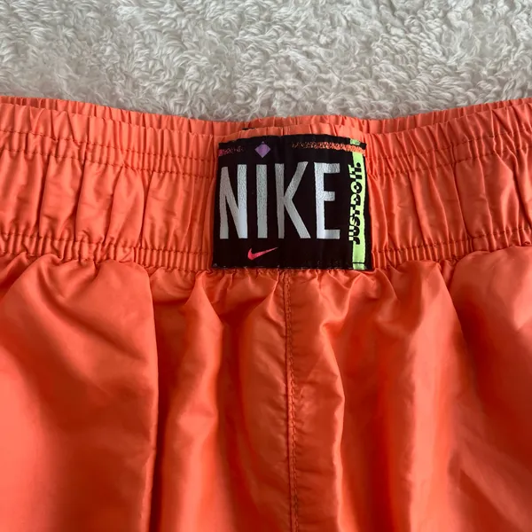 Women’s Nike Mesh Lined Woven Shorts Neon Orange Loose Fit DA6166-858 - Size Medium - Image 3