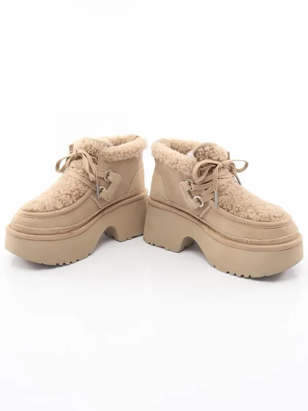 UGG Classic New Heights Lace-Up Boots in Sand/Tan, Size 12, NEW without Box - Image 11