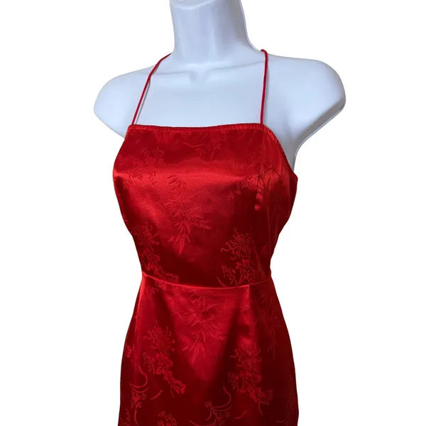 Pretty Little Thing Red Satin Floral Print Mini Dress Size‎ 6 - Image 2