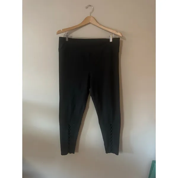 Soul by Soul Cycle Recut Lace Up Leggings and Sports Bra Size XXL - Image 2