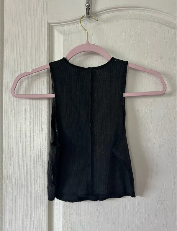 Garage Panel Ribbed Tank - Image 3