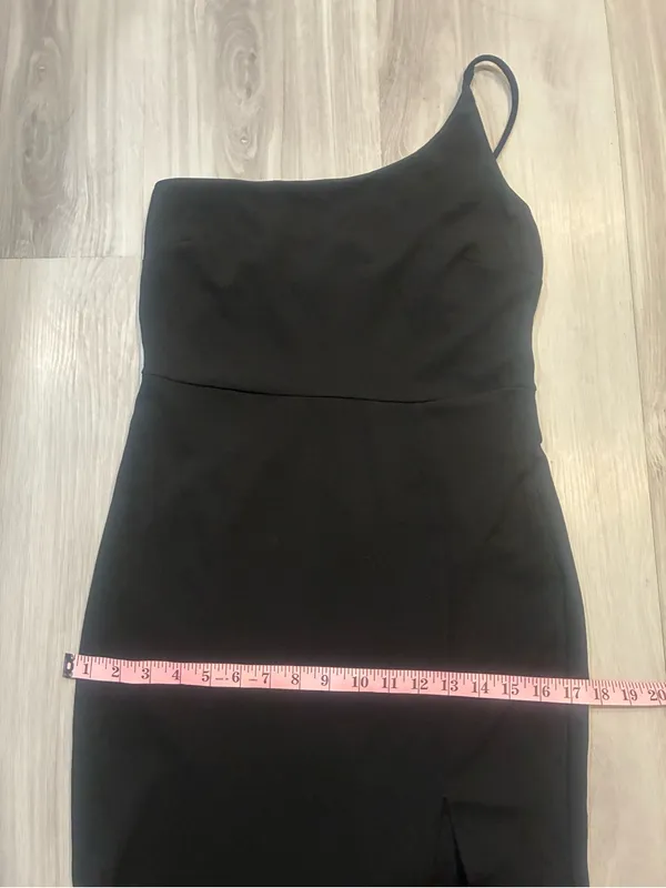 Windsor Black One-Shoulder Slit Evening‎ Gown - Image 8