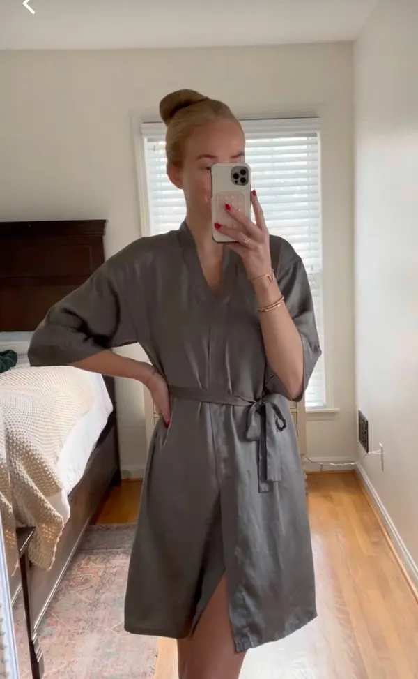 Women’s Pure Silk Mid-Length Robe In Olive Green - Image 4