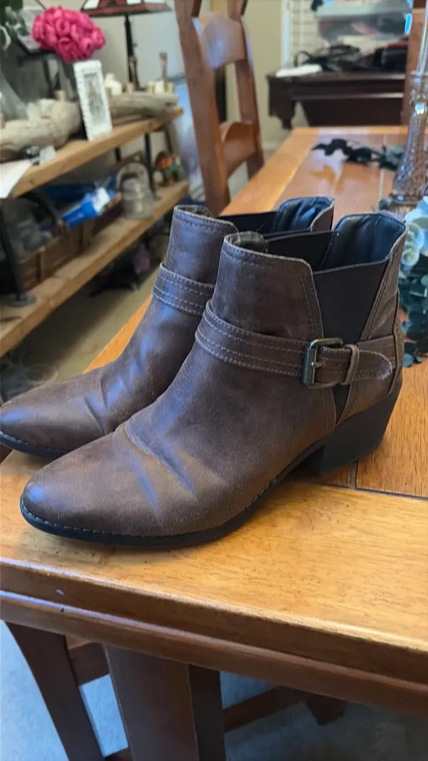 White Mountain Boots - Image 5