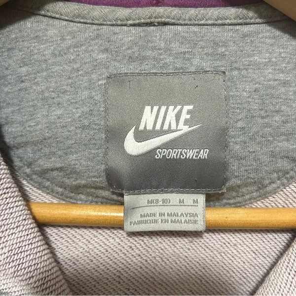 Vintage Y2K Nike Women’s Purple Zip-Up Hoodie Size Medium Retro Streetwear Sport - Image 3