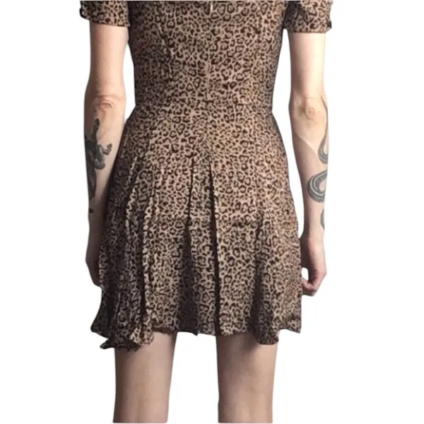 Reformation Katie leopard print mini dress EUC - Image 5