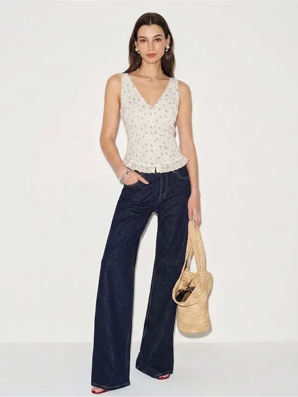 Rihoas Beige V Neck Floral Chiffon Tank Top - Image 4