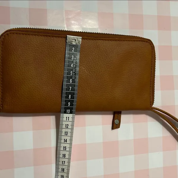 Free People Vegan Tan Wallet - Image 6