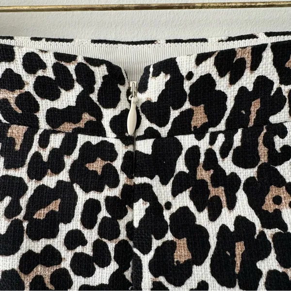J. Crew The Pencil Skirt Leopard Cheetah Print Lightweight Stretch Size 10 - Image 4