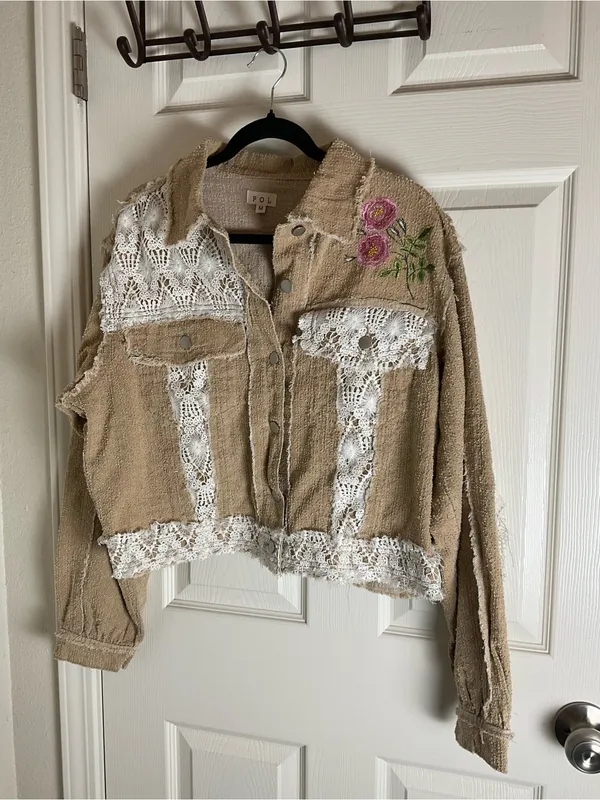 POL Cropped Raw Edge Distressed Jacket Medium Boho Lace Floral Embroidery - Image 2