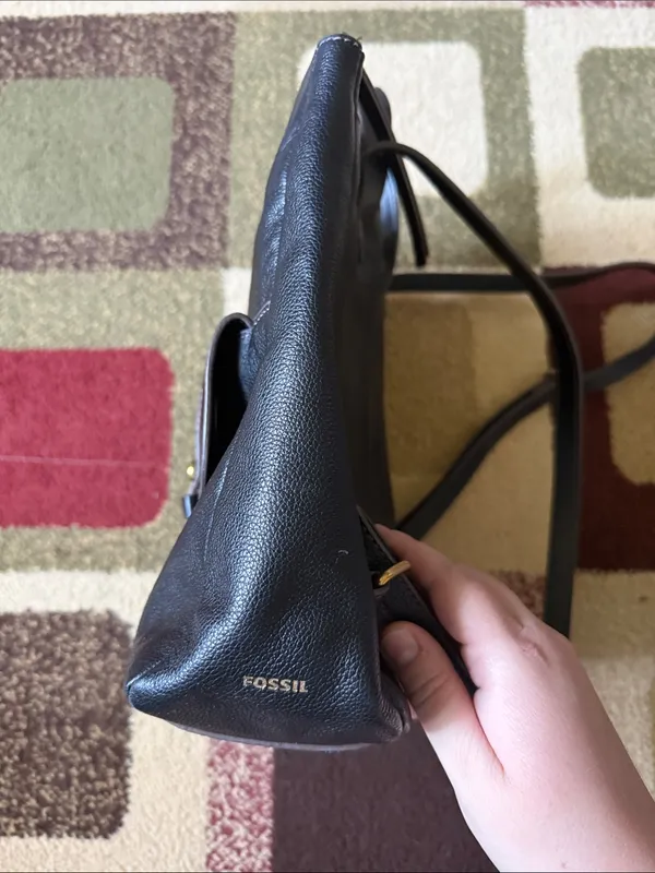 Fossil Black Leather  Backpack - Image 4