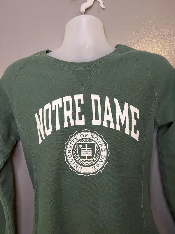 Notre Dame Fighting Irish Sweatshirt Womens Small Green NCAA Crewneck Champion - Image 2