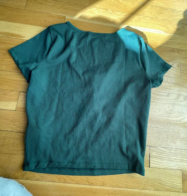 Hollister Tshirt - Image 2
