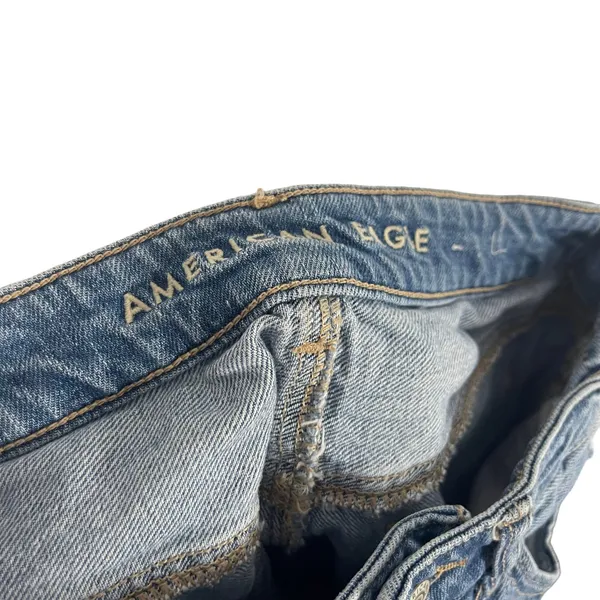 American Eagle Women's Size 8 Mom Plaid Patch‎ Distressed Straight Jeans - Image 8