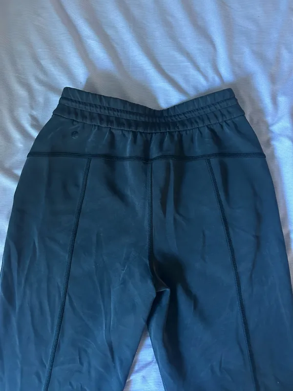 Lululemon Pants High-Rise - Image 3
