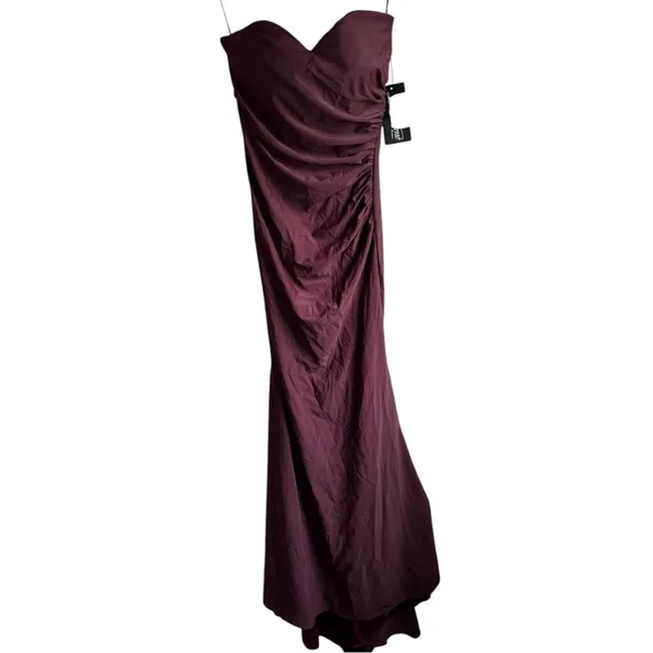 La Femme Prom 30502 Sweet 2 Wine Burgundy Strapless Ruched Maxi Dress Formal‎ - Image 3