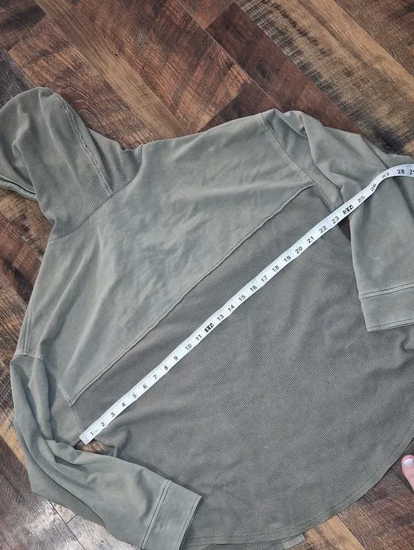 Women’s Hooded Button-Front Jacket in Olive Green Cotton Medium - Image 6