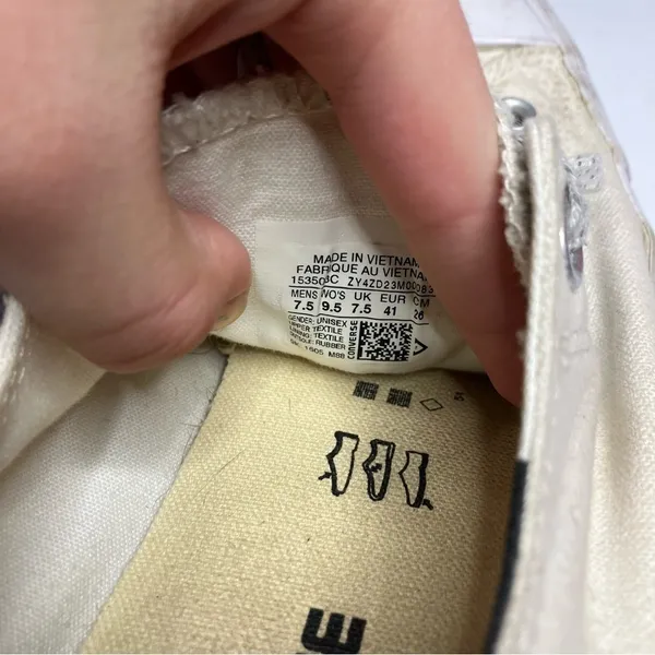 Converse‎ sneakers off white unisex sizing - Image 7