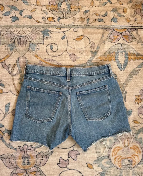 Old Navy Shorts - Image 2