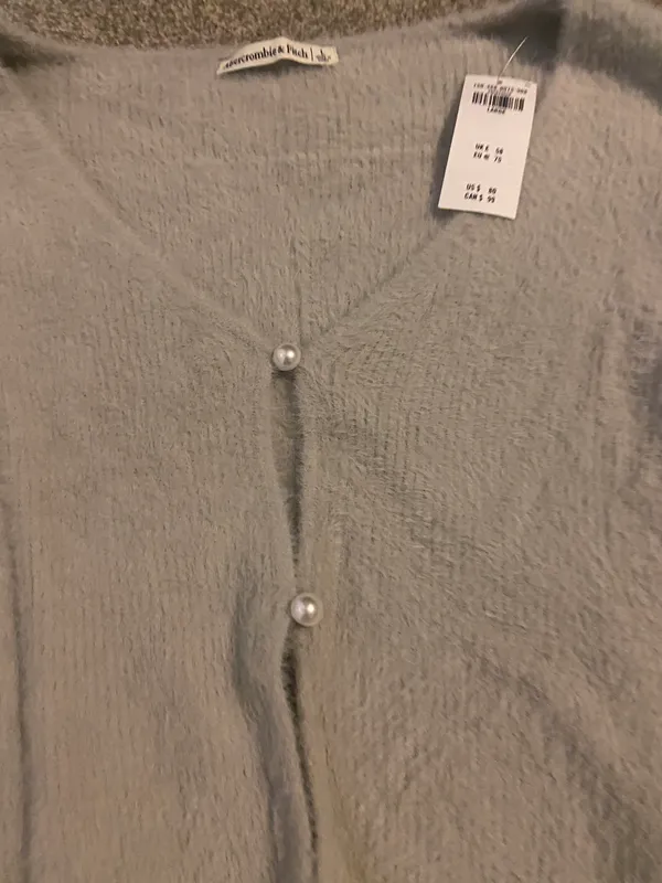 Abercrombie Sweater - Image 3