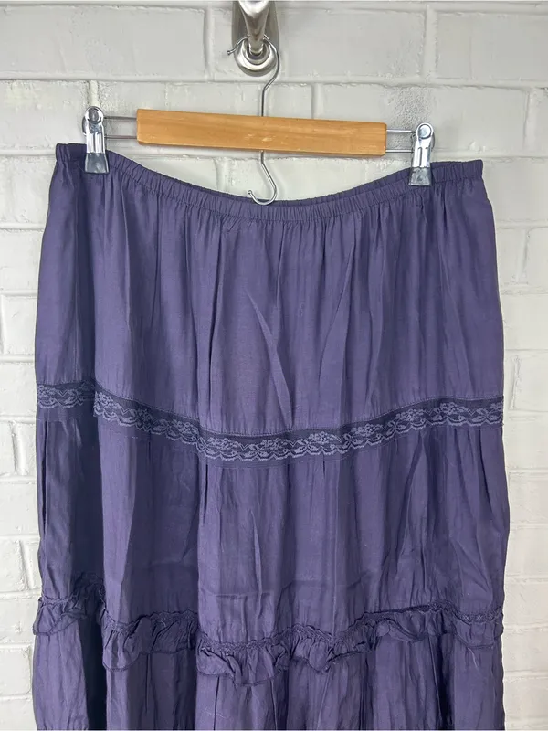 Vintage White Stag Purple Tiered Lace Midi/Maxi Skirt Size L - Image 4