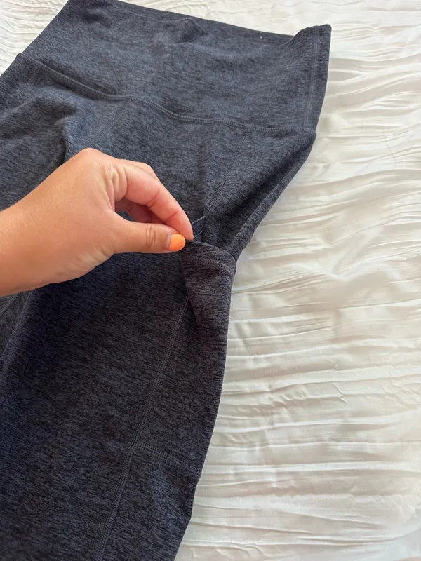 OFFLINE Navy Leggings w/ Pockets - Image 4
