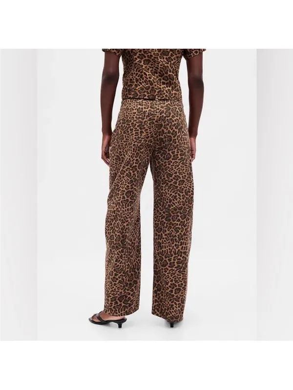 GAP Leopard Brown High Rise Barrel Jeans - Image 4