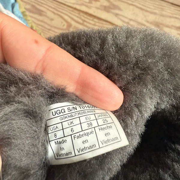 UGG Women's Gray Bailey bow mini size 8 - Image 2