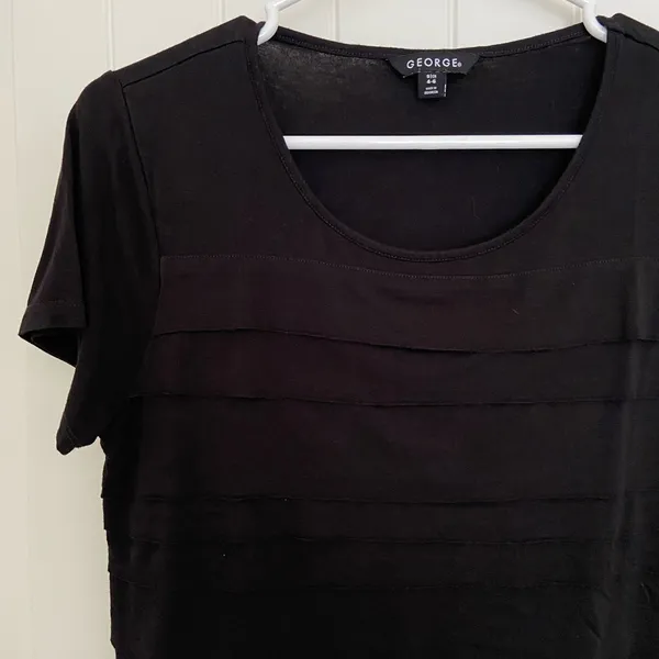 EUC | GEORGE‎ women’s solid black tiered ruffle front short sleeve blouse small - Image 2