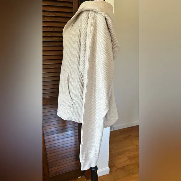 Three Dots Thermal Pullover Hoodie Size Large - Image 5
