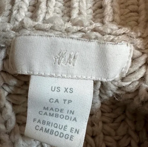 H&M Soft, Chunky Taupe Sweater, Size XS, MSRP $30 - Image 3