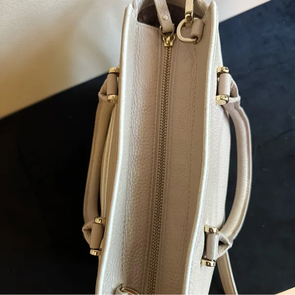 Kate Spade Allyn Chester Leather‎ Crossbody Satchel Purse, Tassel - Image 8