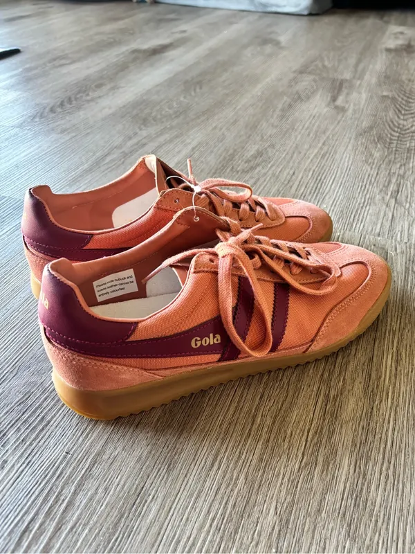 NEW Gola Harrier Trainer in Peach and Burgundy - Image 7