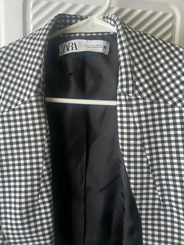 ZARA Black and White Houndstooth Cropped Blazer - Image 3