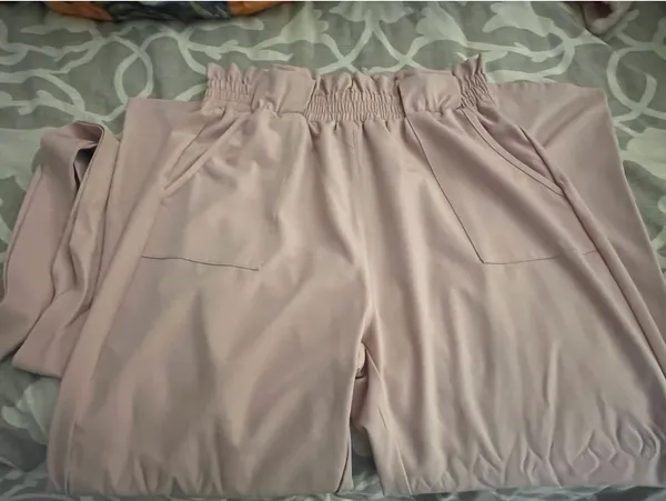 Light pink trousers Size M - Image 2