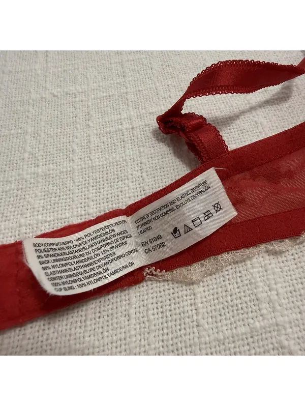 Wacoal 34B Red Lace Unlined Bra Underwire 851256 Off White & Cream Trim - Image 7