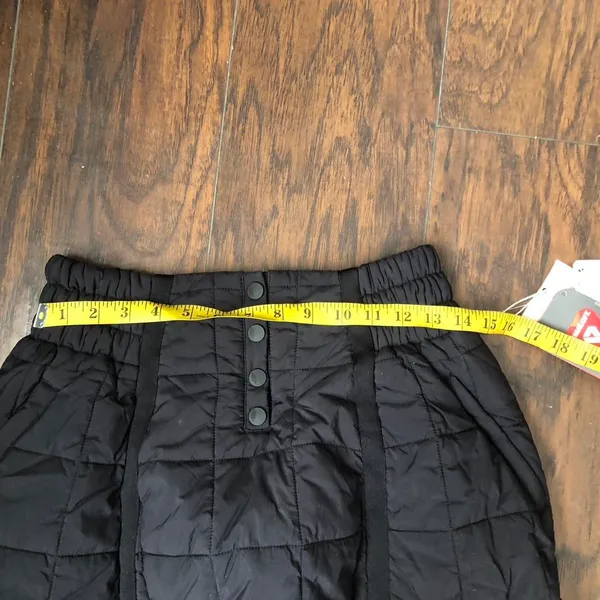 NEW NWT Free People FP Movement Pippa Black Quilted Puffer Packable Skort Skirt Mini Bubble Hem Insulation New with Tags Sz S - Measurement in pics - Image 5