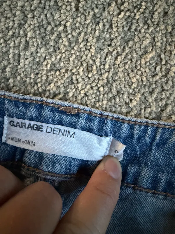 Garage Denim High-Rise Straight Leg Jeans – Size 0 - Image 3