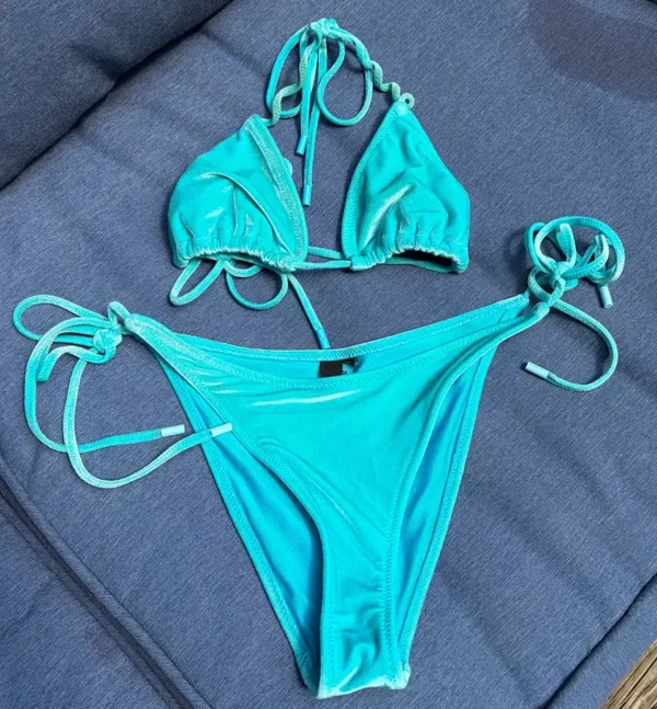 Triangl velvet bikini - Image 2