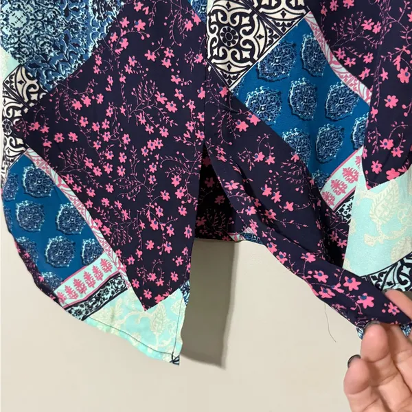 Charming Charlie C medium blue patchwork print hi low tank open back split bottom new - Image 3
