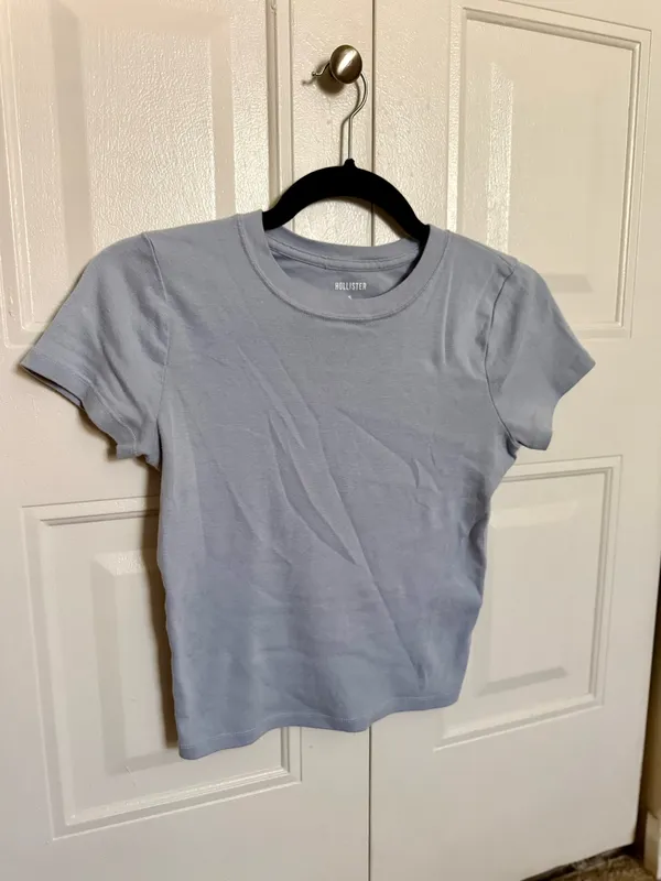 Hollister Baby Tee Blue - Image 5
