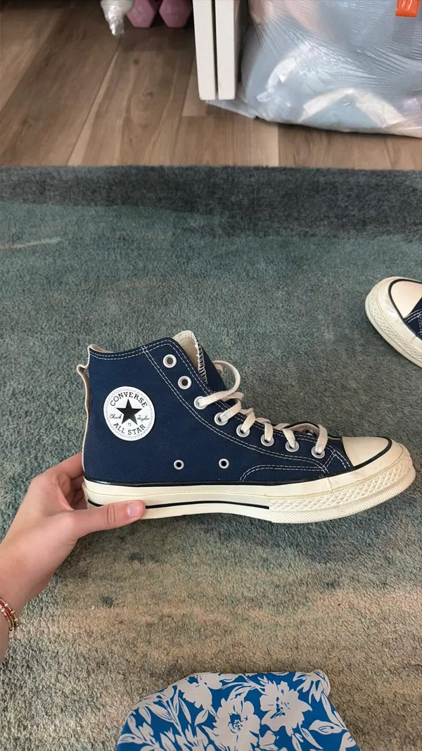 Converse Navy Chuck Taylor All Star Women’s Size 9.5 - Image 5