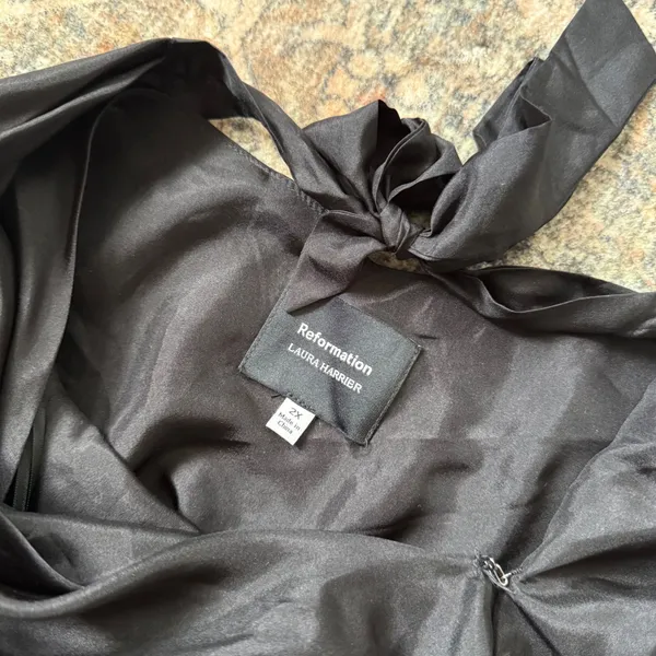 Reformation x Laura Harrier Holt Silk Halter Top | Size 2XL | Black - Image 5