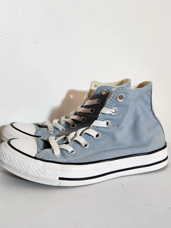 Converse All-Stars Light Blue High Top Sneakers Women's Size 6 Men's Size 4 - Image 6