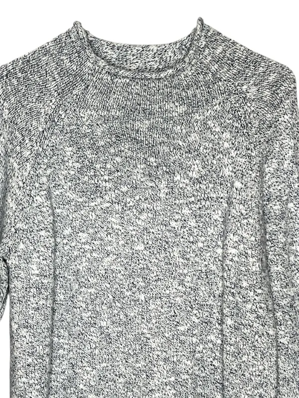 L.L. Bean 100% cotton Heather Gray Rolled mock neck Size L - Image 4