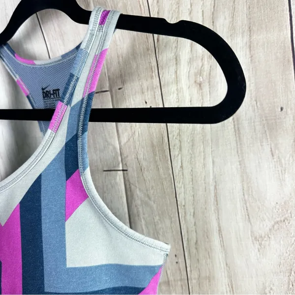 Nike Dri-fit Slim Fit Pink and Gray Chevron Racerback Tank Top - Image 5
