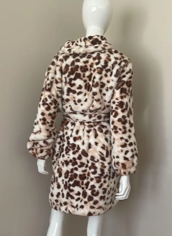 Aerie Animal Print Cozy Plush Robe, Medium - Image 9