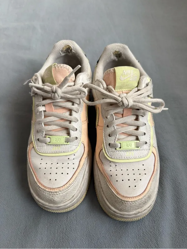 Nike Air Force Sneakers in Peach, Light Green & Off-White - Image 3