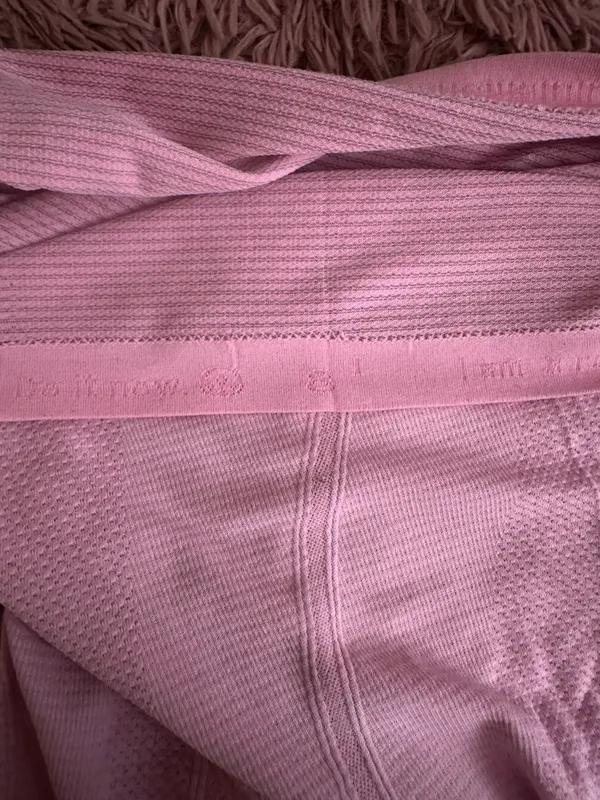 Lululemon Swiftly Tech Long Sleeve - Image 4